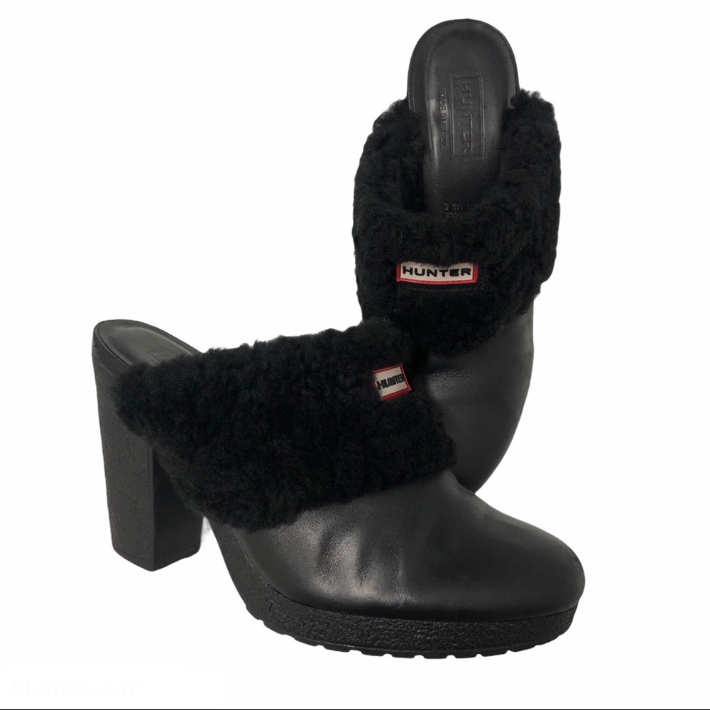 Hunter Black Shearling-Trim Leather Mules